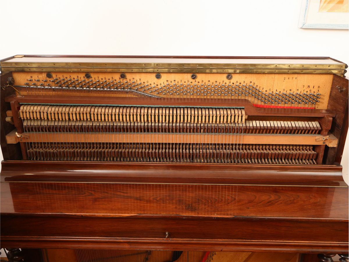 Pianoforte Verticale in Mogano, F. Elché Paris