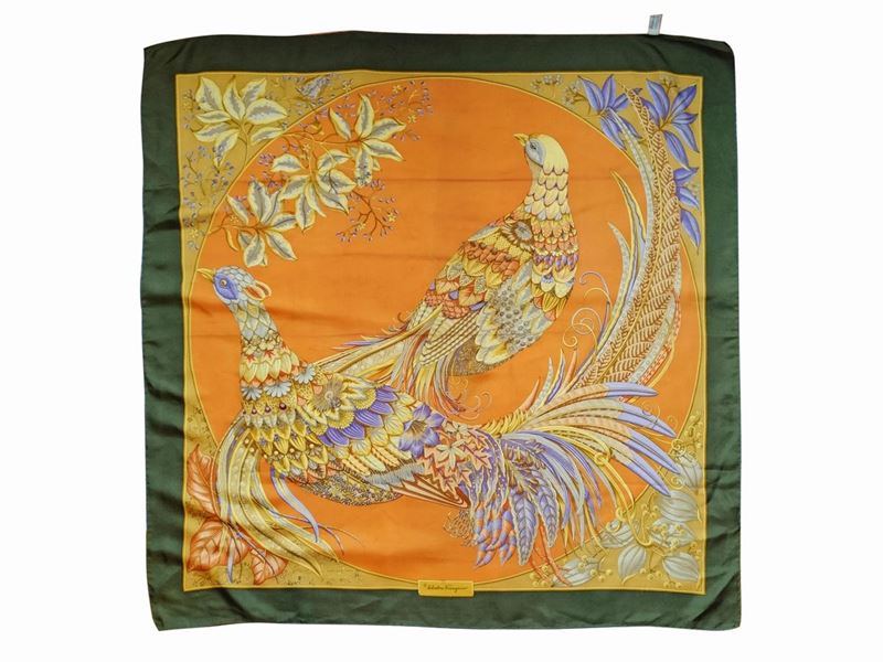 Salvatore Ferragamo, Foulard in Seta