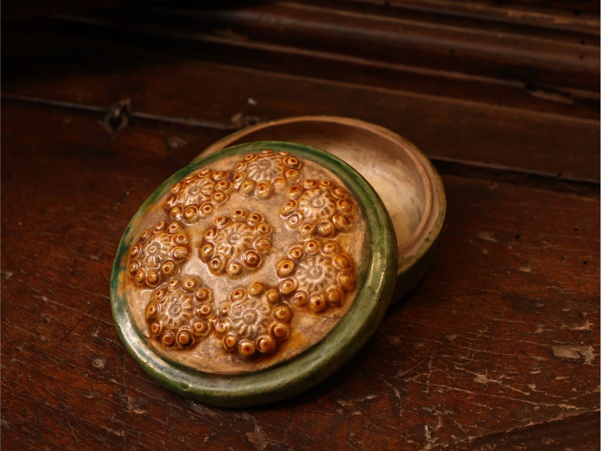 Scatola con Coperchio in Ceramica Invetriata