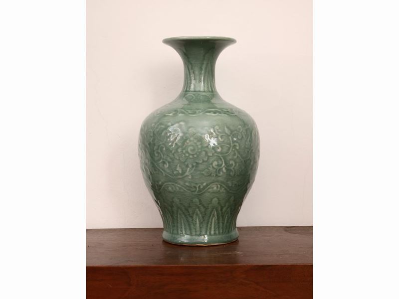Vaso in Porcellana con Invetriatura Céladon
