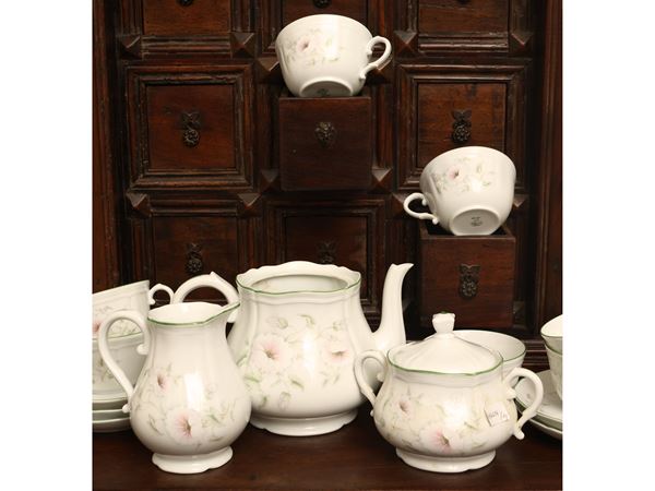 Richard Ginori porcelain tea set
