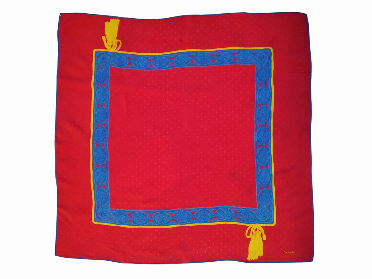 Chanel, Due Foulard in Seta