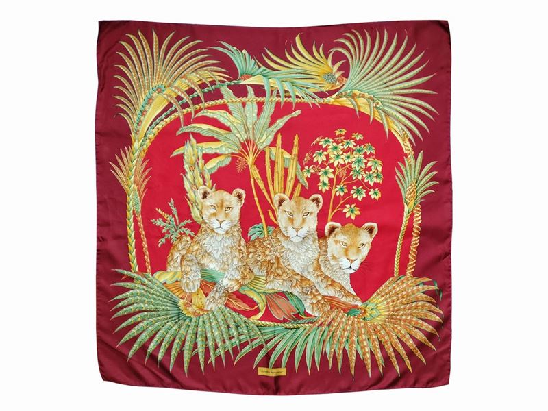 Salvatore Ferragamo, Foulard in Seta