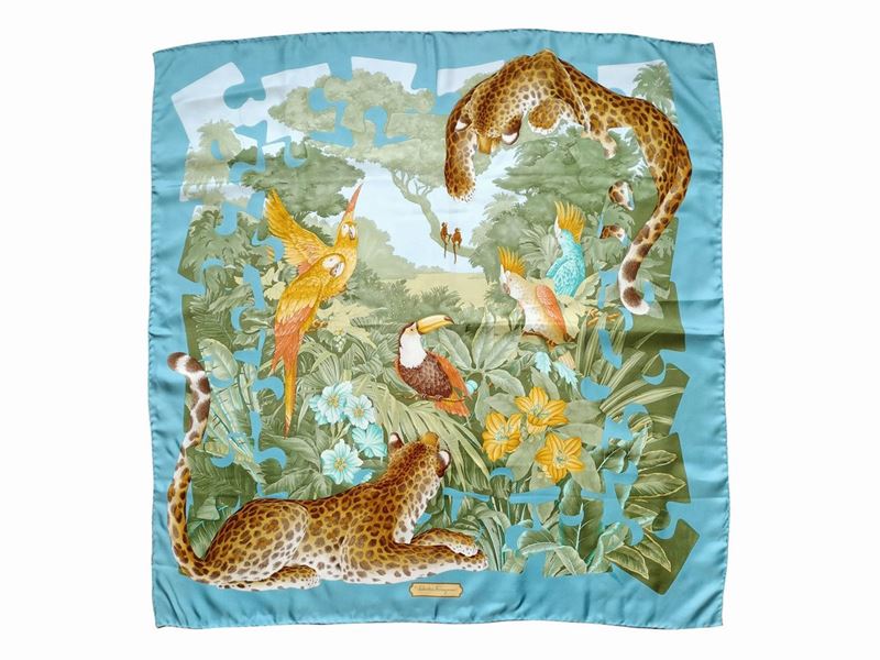 Salvatore Ferragamo, Foulard in Seta