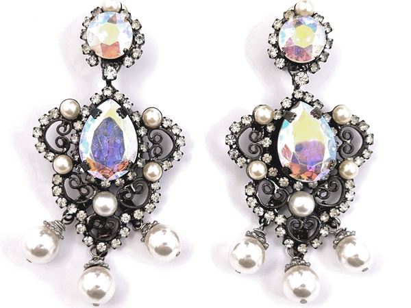 Lawrence Vrba, Large clip-on chandelier earrings