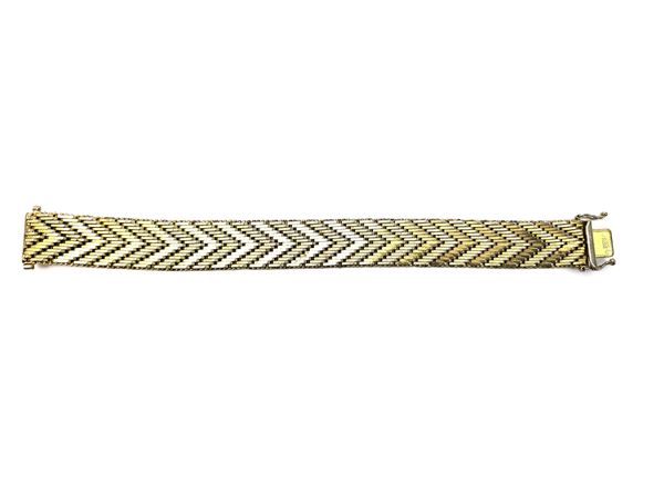Herringbone knitted bracelet