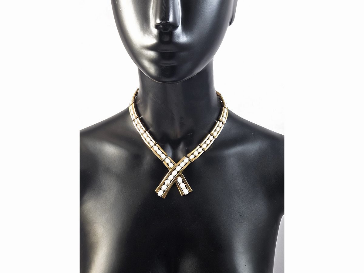 Trifari, Collana Semirigida