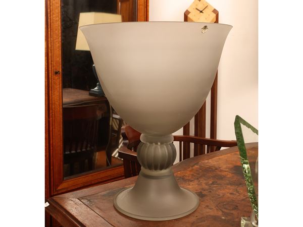 Grande vaso a coppa in vetro grigio satinato, Seguso