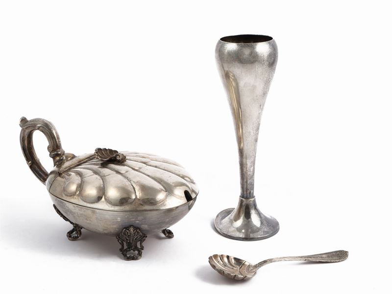Due Accessori per la Tavola in Argento