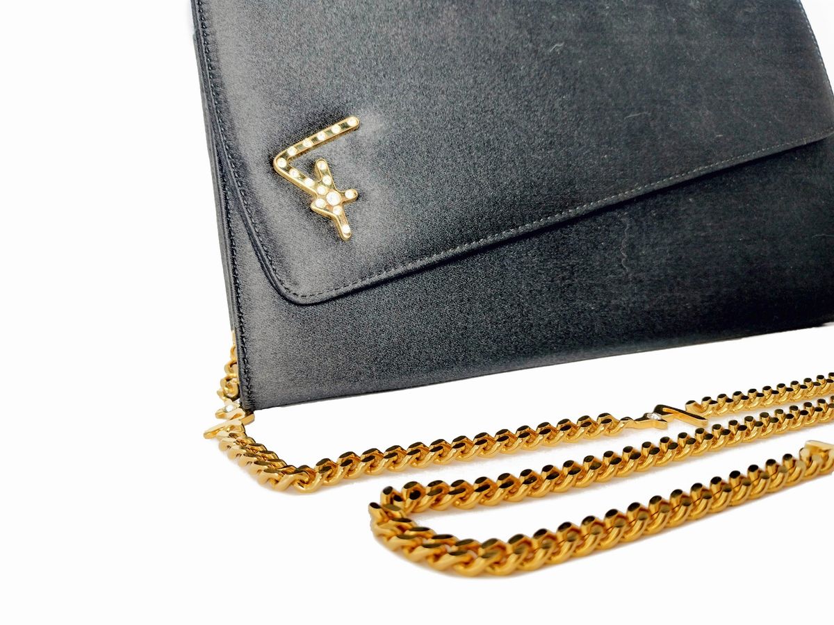 Salvatore Ferragamo, Pochette da Sera in Raso Nero