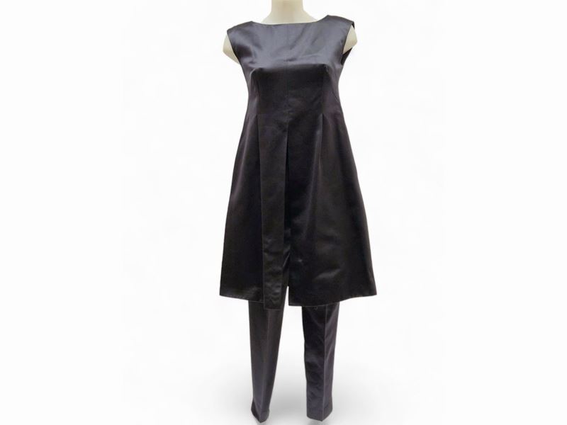 Prada, Completo in Seta Antracite