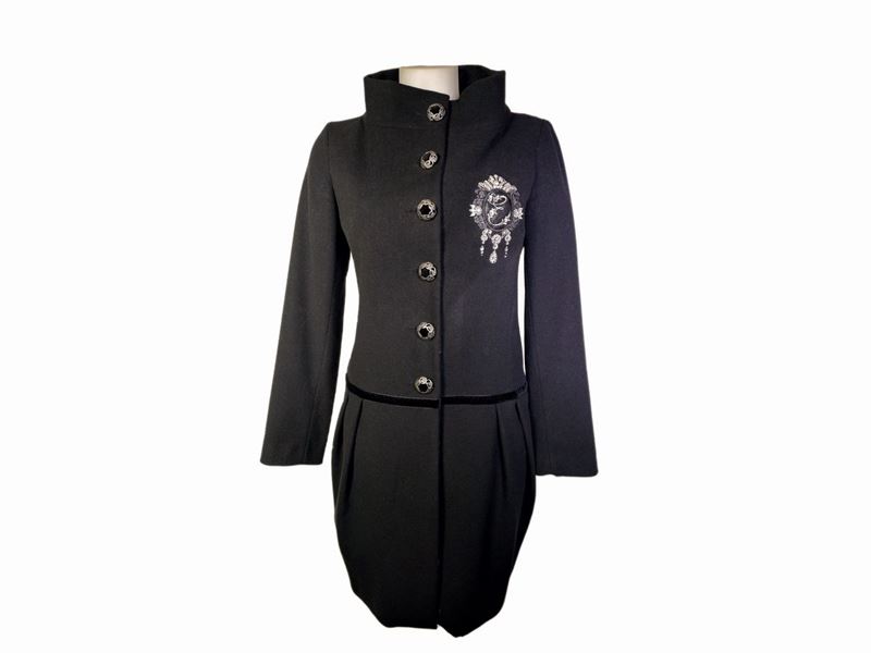 Emmanuel Schvili, Cappotto Nero