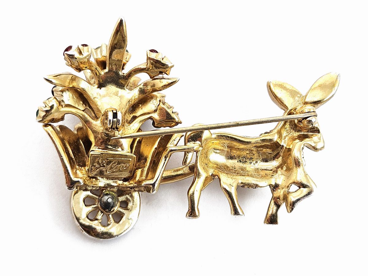Coro, Spilla "donkey With Flower Cart"