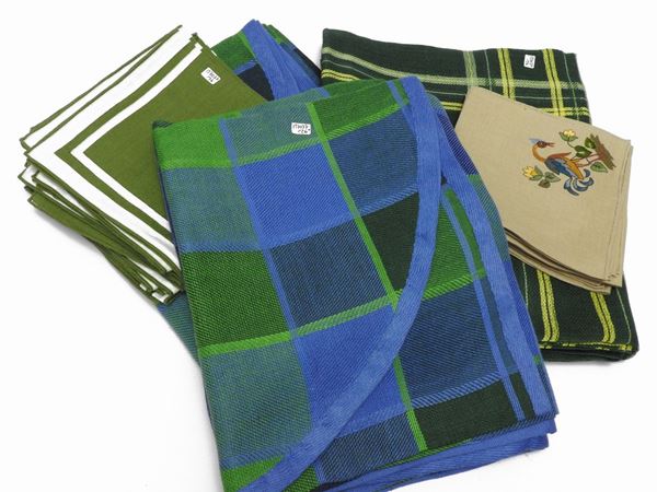 Three garden tablecloths in linen blend canvas