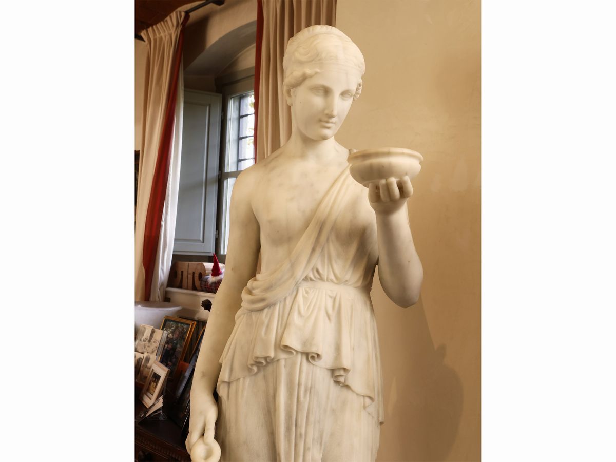 Dea Ebe, Seguace di Berthel Thorvaldsen