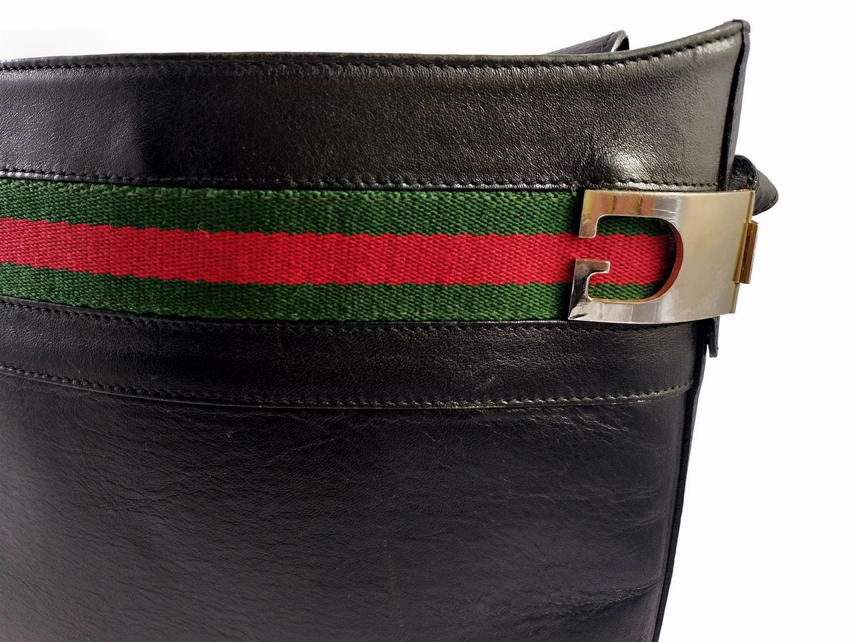 Gucci, Borsa a Secchiello in Pelle Nera