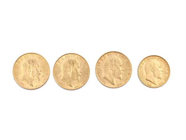 Tre monete da una sterlina e una moneta da 1/2 sterlina in oro