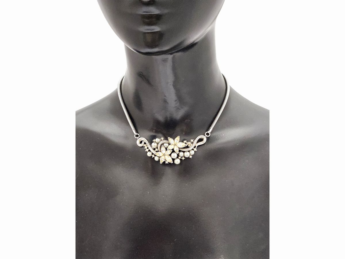 Trifari, Parure