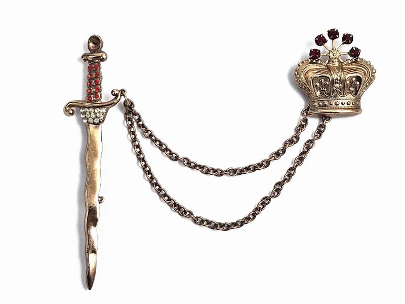 Spilla Chatelaine