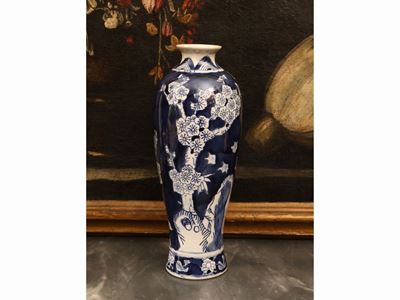Vaso a Balaustro in Porcellana Cinese