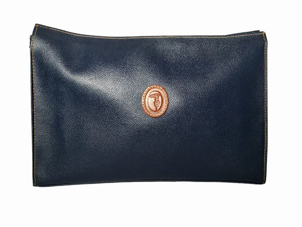 Trussardi, Clutch bag in blue grained leather  - Auction Vintagemania - Maison Bibelot - Casa d'Aste Firenze - Milano