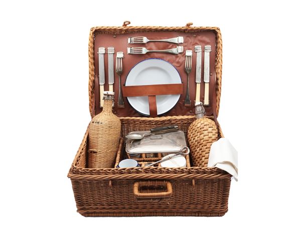 Picnic basket