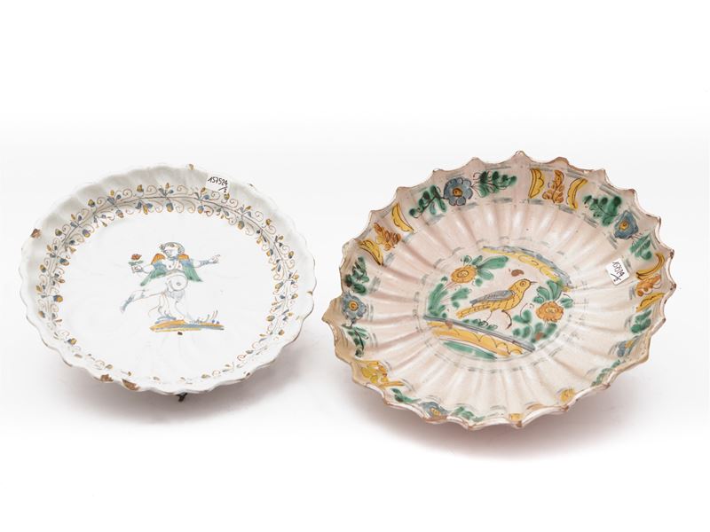 Due Crespine in Maiolica