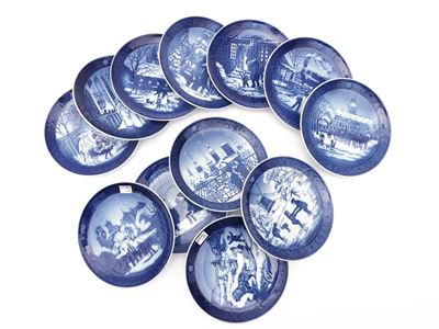 Collezione di Dodici Piatti di Natale in Porcellana, Royal Copenhagen