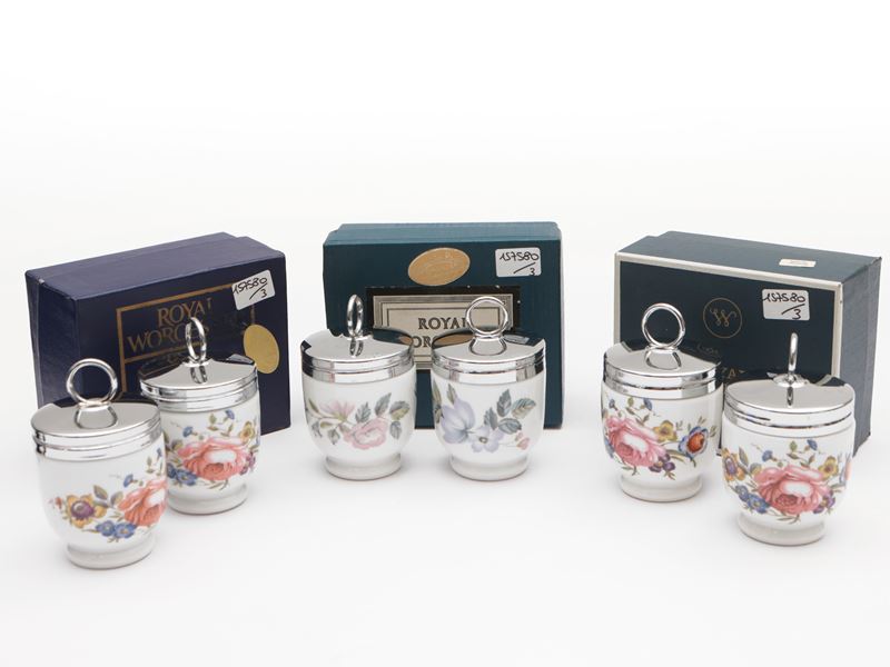 Tre coppie di coddler in porcellana, Royal Worcester