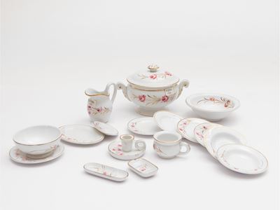 Servizio di Piatti per Bambole in Ceramica, Sci Laveno