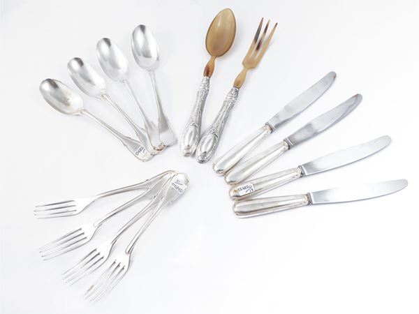 Assortment of silver cutlery  - Auction The art of furnishing - Maison Bibelot - Casa d'Aste Firenze - Milano