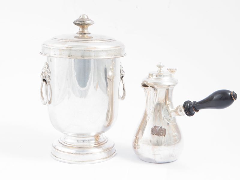 Due accessori per la tavola in argento