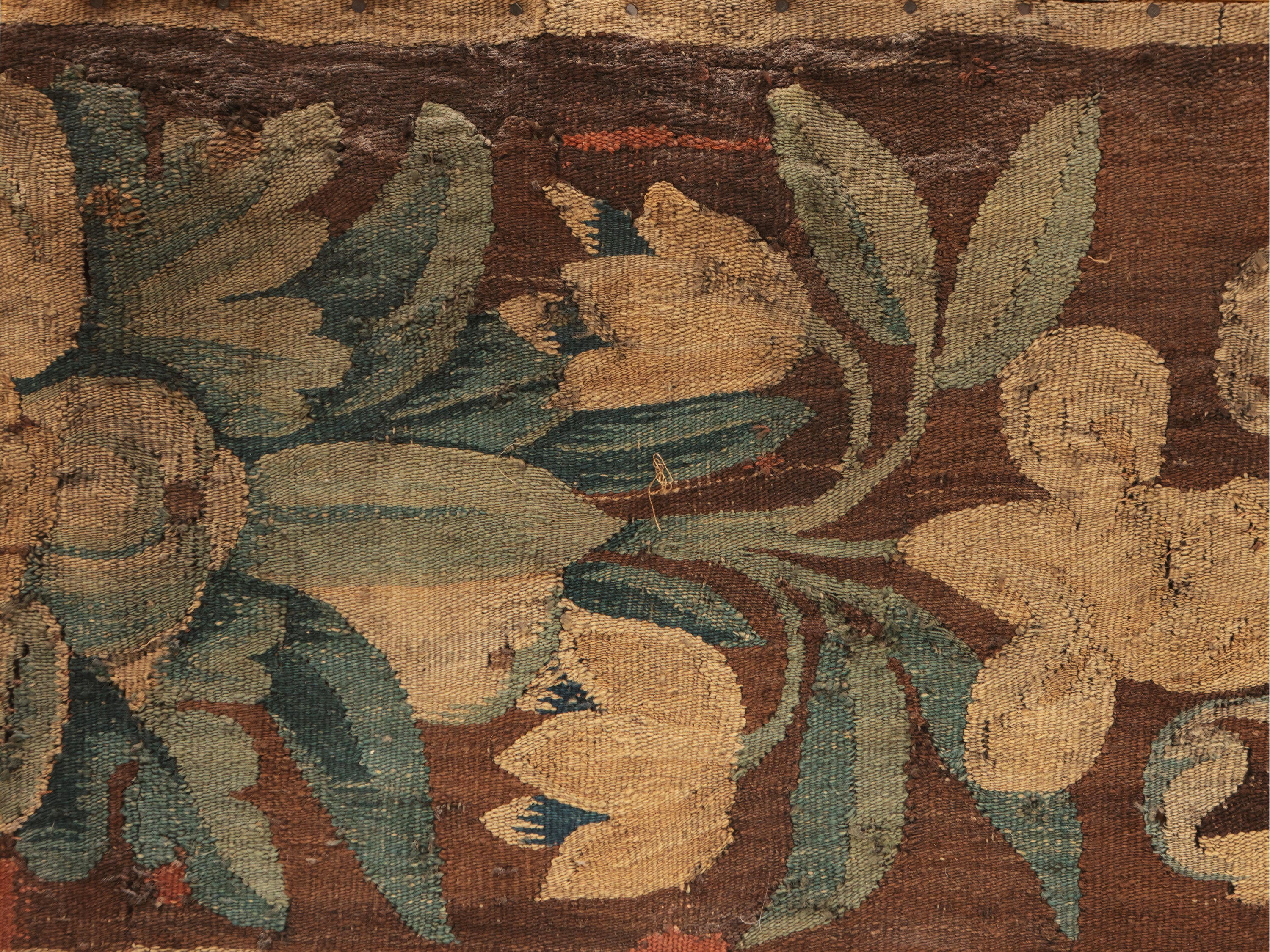 Coppia di bordure per arazzo