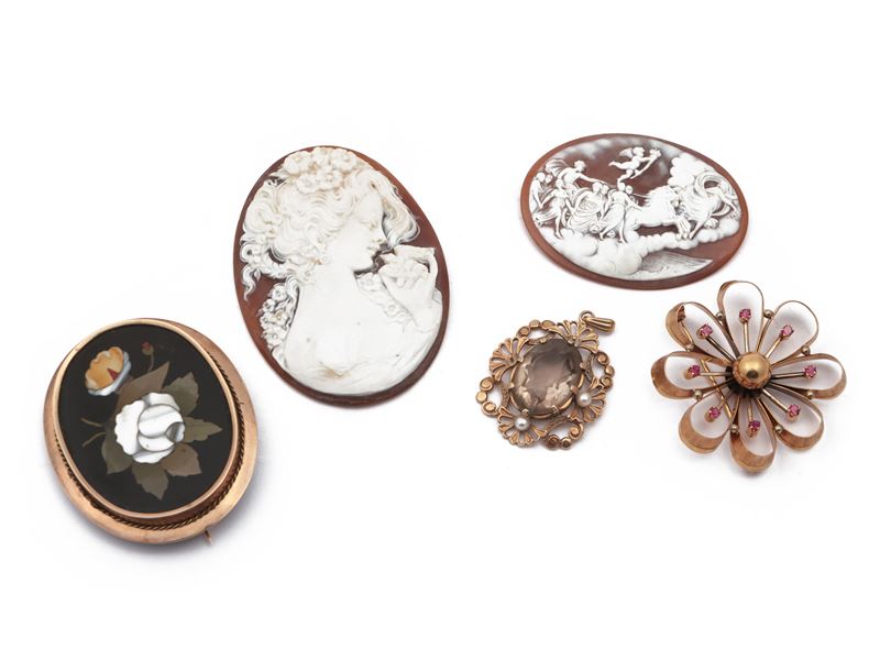 Assortimento di Piccoli Gioielli