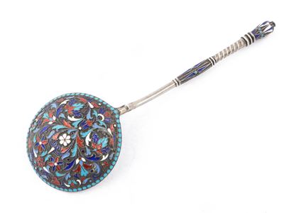 Grande Cucchiaio in Argento e Smalti Cloisonné, Mosca 1898-1914