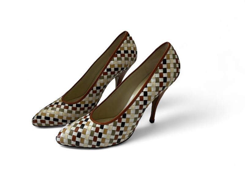 Salvatore Ferragamo, Decolletè in Pelle Intrecciata Limited Edition