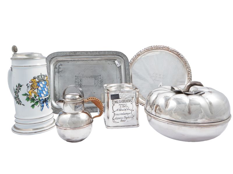 Lotto di accessori per la casa in metallo argentato