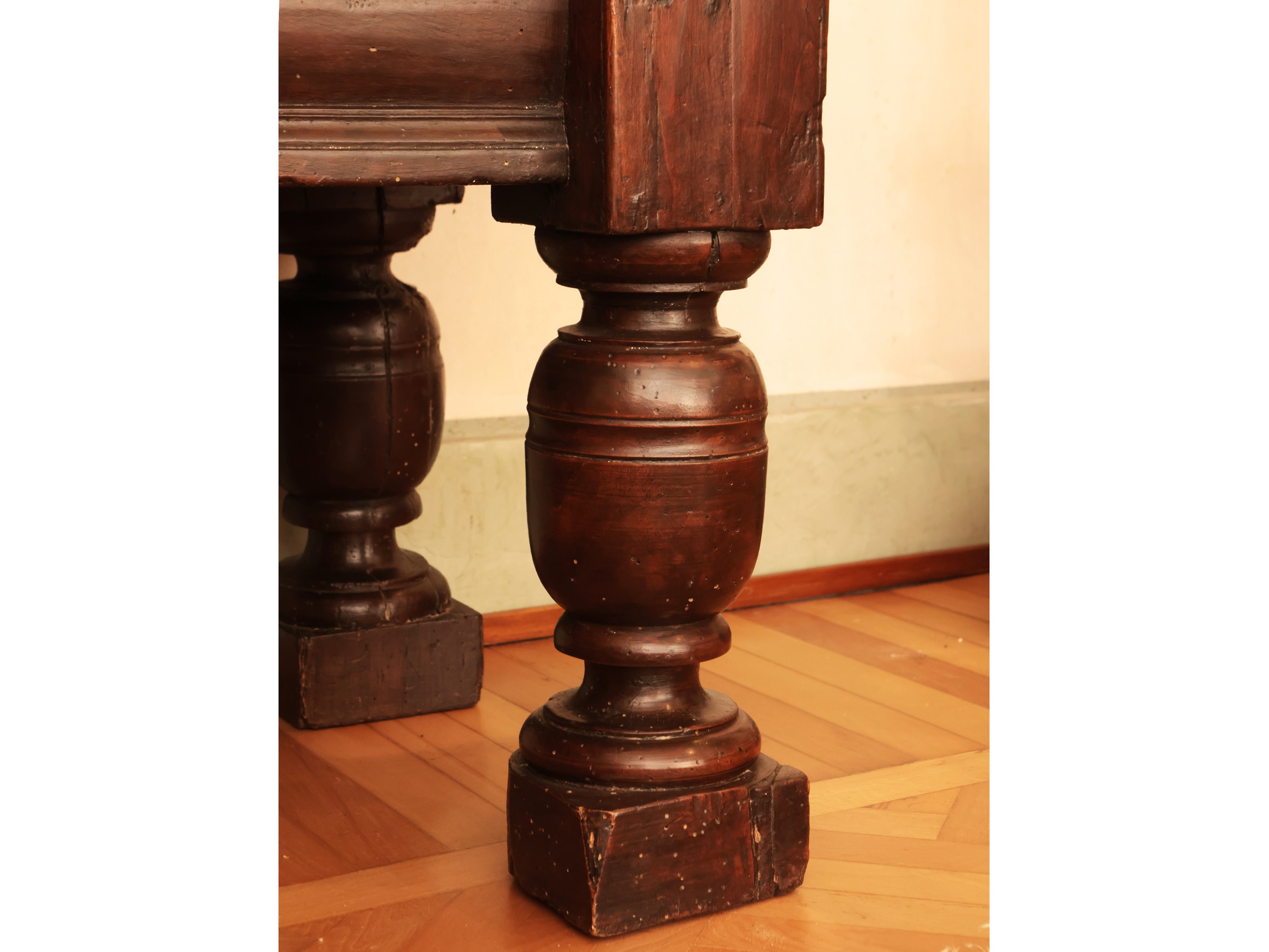 Tavolo Basso da Caffè in Noce
