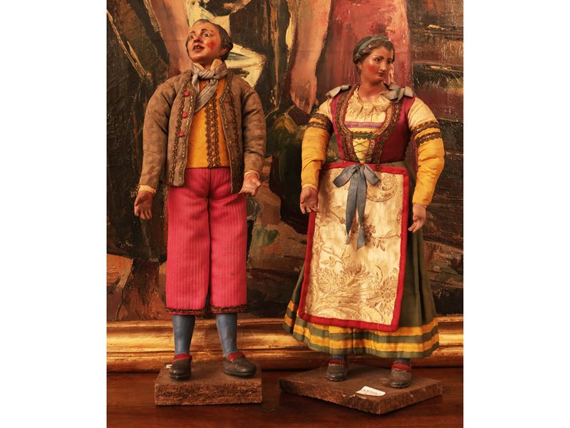 Tre Figure da Presepe in Legno e Tessuto