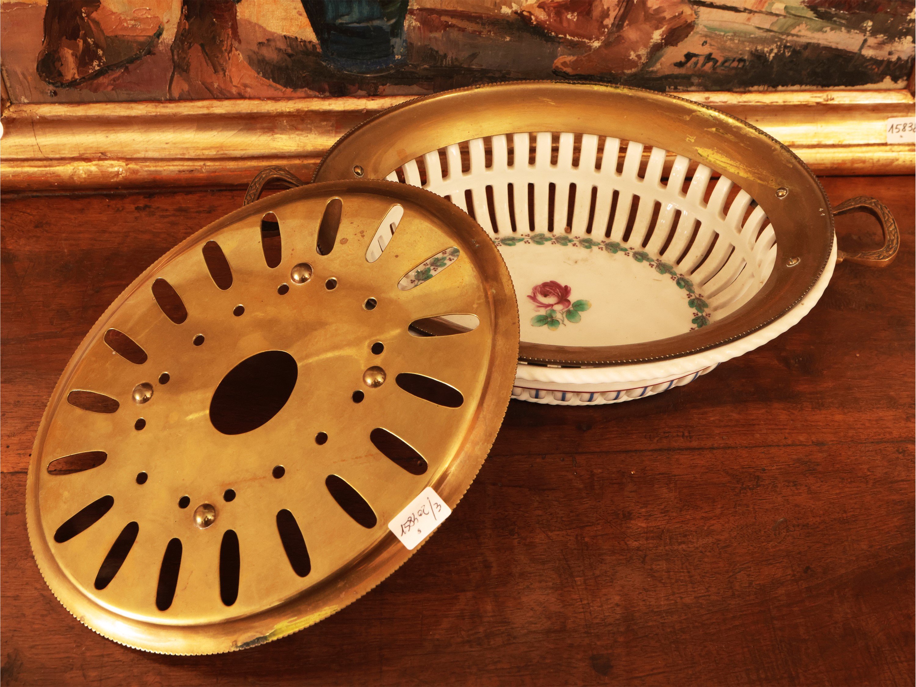 Lotto di Accessori in Porcellana