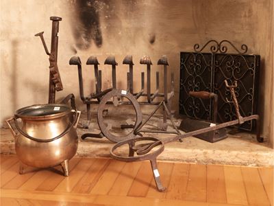 Assortimento di Accesori D'epoca da Camino