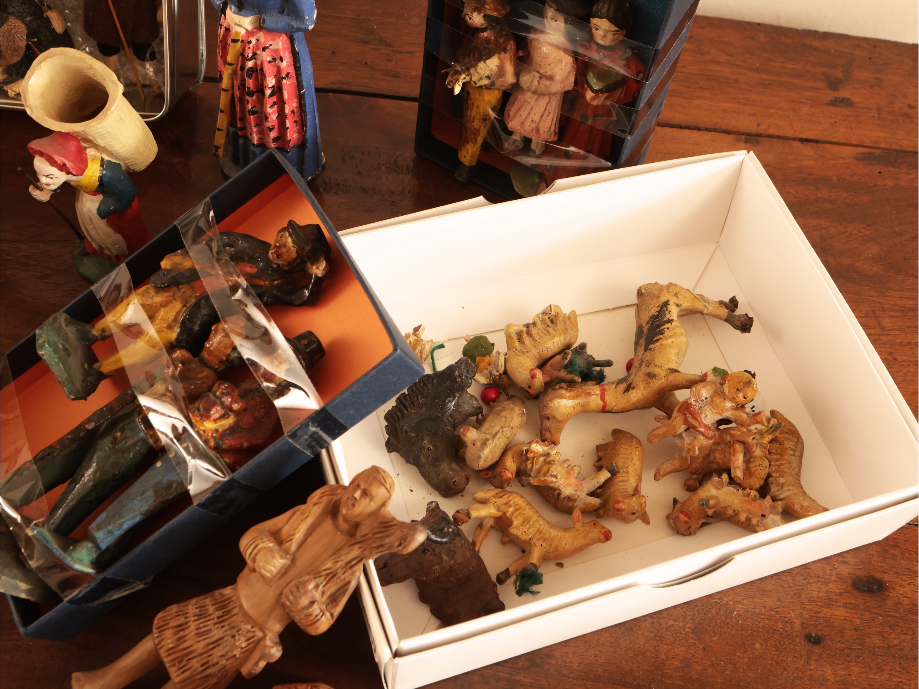 Grande Assortimento di Personaggi da Presepe