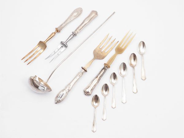 Miscellany of silver cutlery