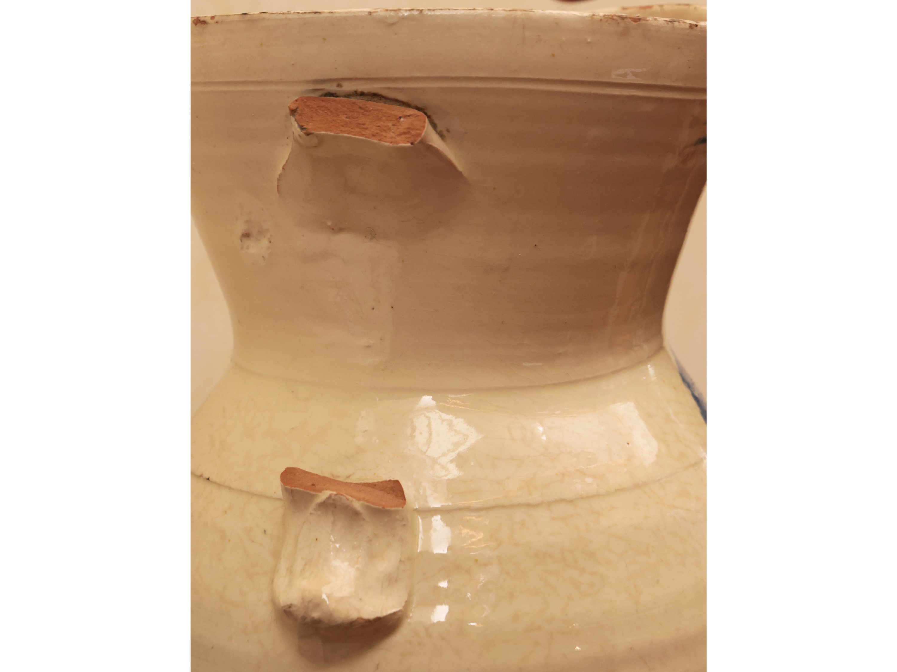 Due Vasi in Maiolica Popolare, Italia Meridionale, XIX/XX Secolo