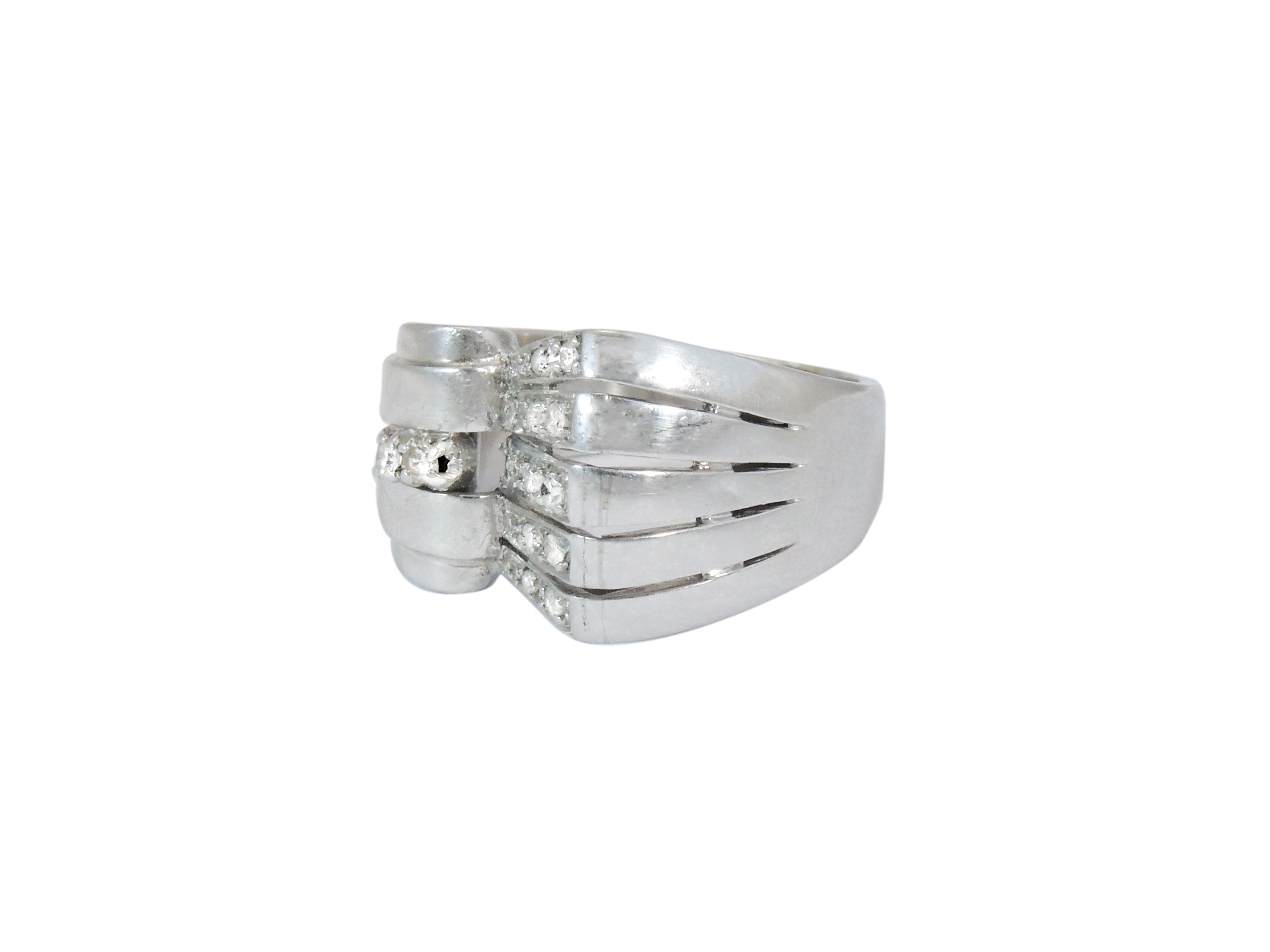 Anello a Fascia in Oro Bianco con Diamanti