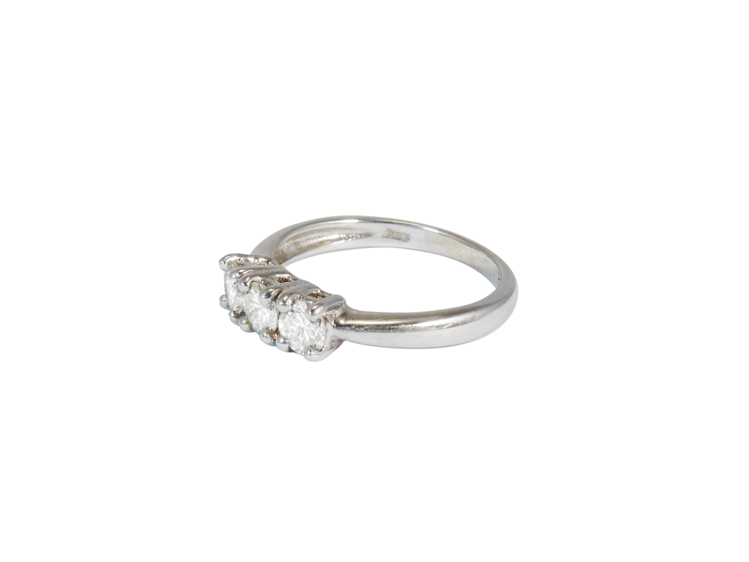 Anello Trilogy in Oro Bianco con Diamanti