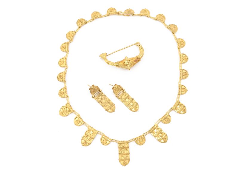Demi Parure Collana, Orecchini e Spilla in Oro Giallo