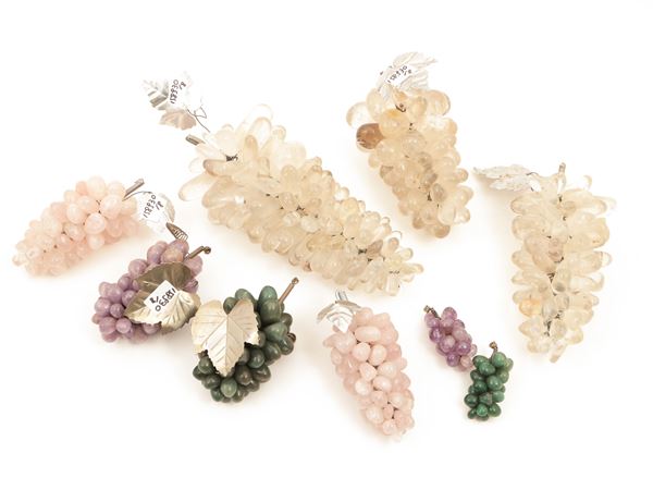 Eight decorative bunches of grapes in semi-precious stones