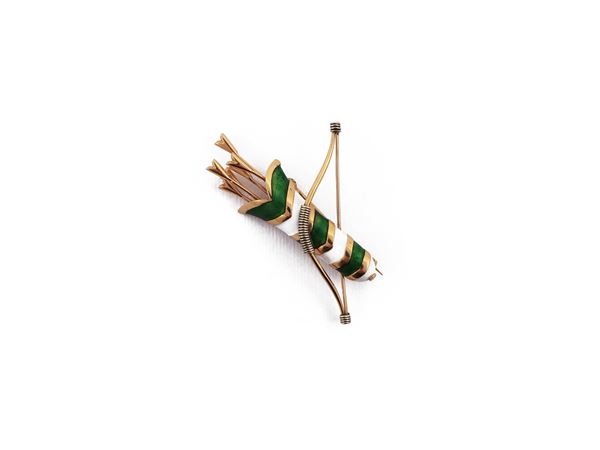 Yellow gold brooch with white and green enamel  - Auction Jewels and Watches - Maison Bibelot - Casa d'Aste Firenze - Milano