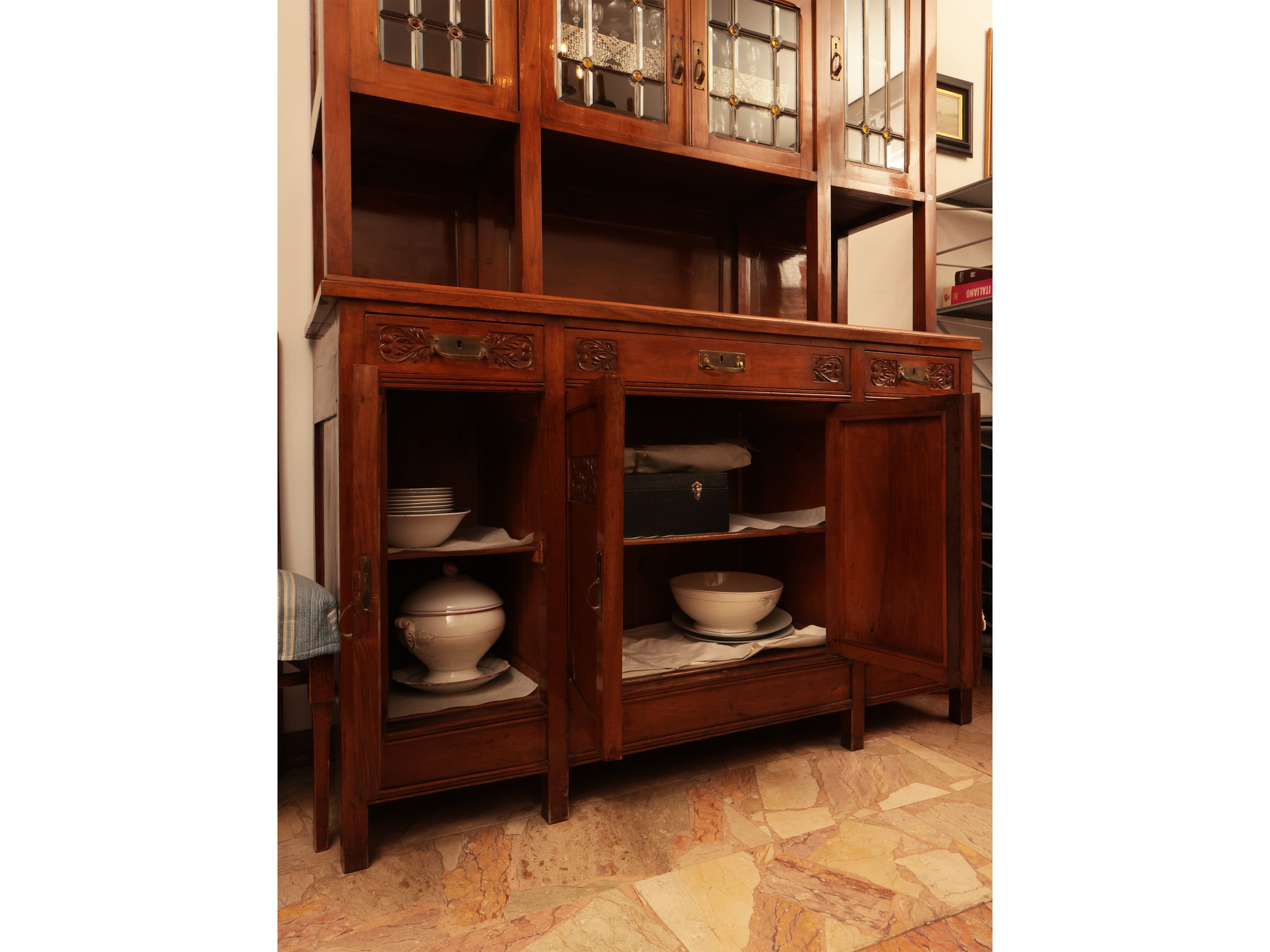 Credenza Art Nouveau a Due Corpi in Ciliegio